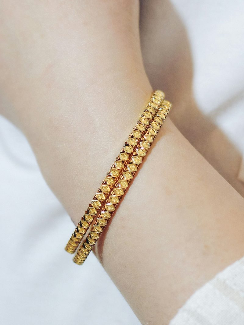Armbänder